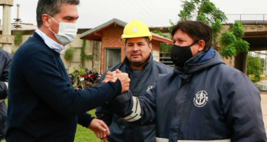 Jorge Capitanich habilitó una nueva balanza mecánica para el acceso de camiones al Puerto de Barranqueras