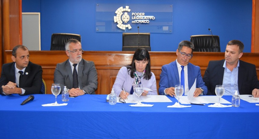 Gustavo Martínez impulsa la creación del digesto jurídico Municipal de Resistencia