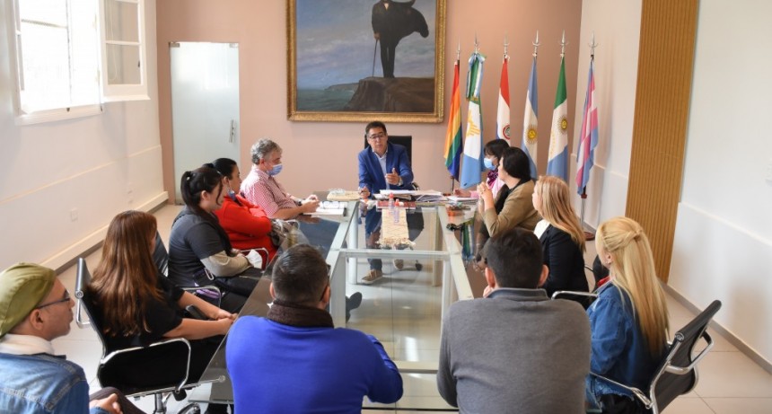 Gustavo Martínez sobre La Bienal: “impulsar la cultura local y a nuestros artistas es trabajar por una resistencia con todos”