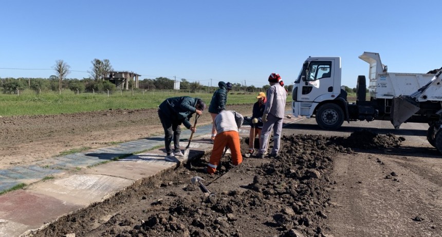 Resistencia ejecuta trabajos de mantenimiento en el Yaco Guarnieri para garantizar seguridad de corredores y vecinos