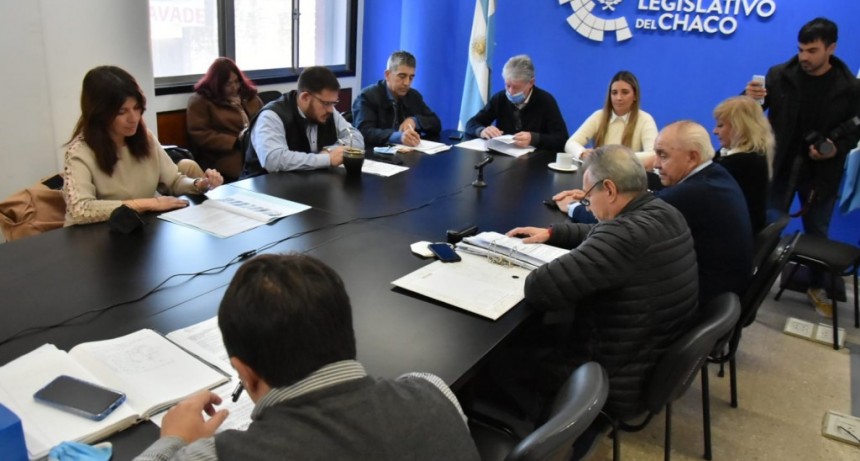 Diputados analizaron iniciativas con el Procurador General