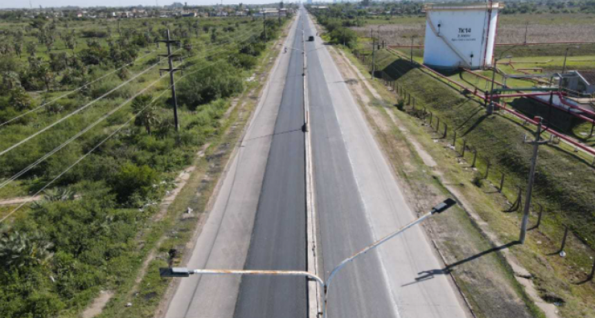 Vialidad Provincial finalizó la repavimentación de la avenida Castelli para conectar Resistencia-Barranqueras