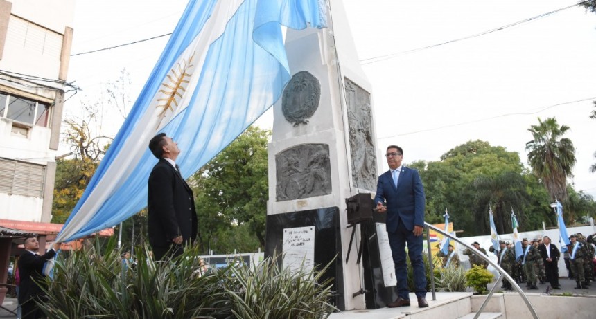 Festejos en el Día de La Patria: Gustavo Martínez llamó a “recuperar los valores y estar unidos para salir adelante