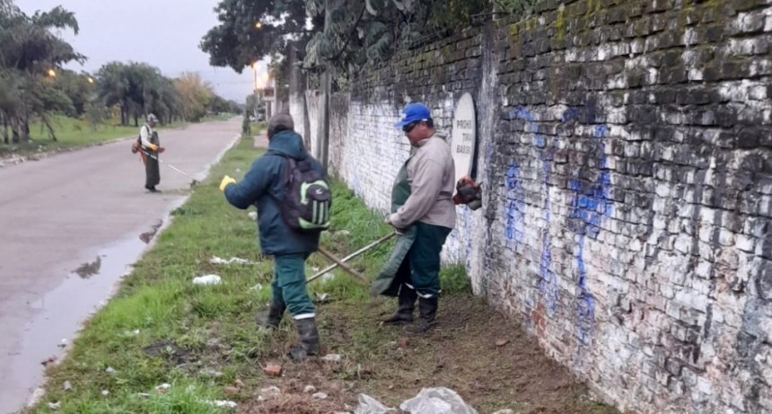 Debido a las lluvias, Resistencia intensifica el saneamiento en los barrios de la ciudad