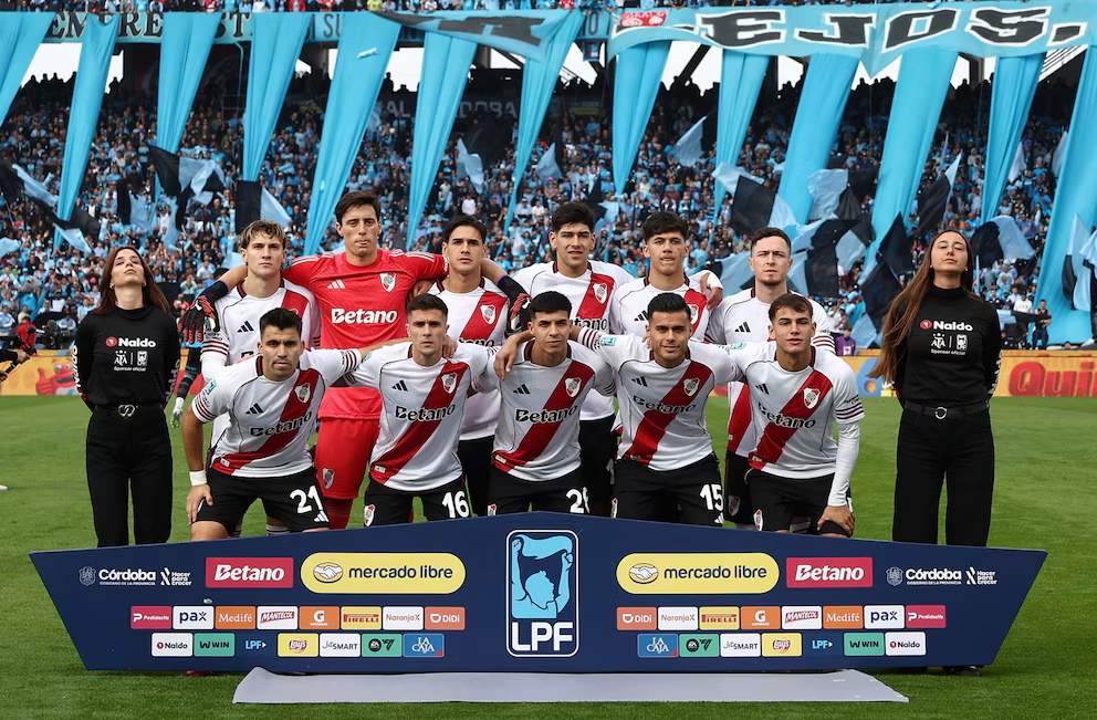 River Plate buscar&aacute; asegurarse el primer puesto de su grupo en la Copa Sudamericana ante Blooming: hora, TV y formaciones
