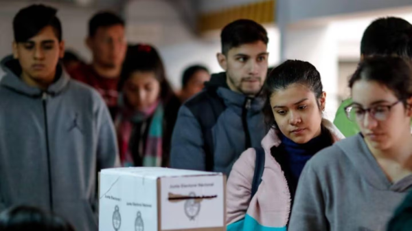 La C&aacute;mara Nacional Electoral advirti&oacute; que los j&oacute;venes de hasta 29 a&ntilde;os votan menos que el resto del padr&oacute;n