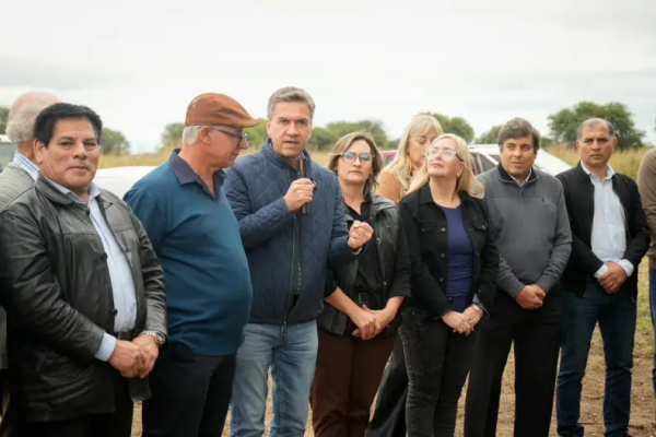 Tras d&eacute;cadas de espera, productores de El Impenetrable recibieron sus t&iacute;tulos de propiedad