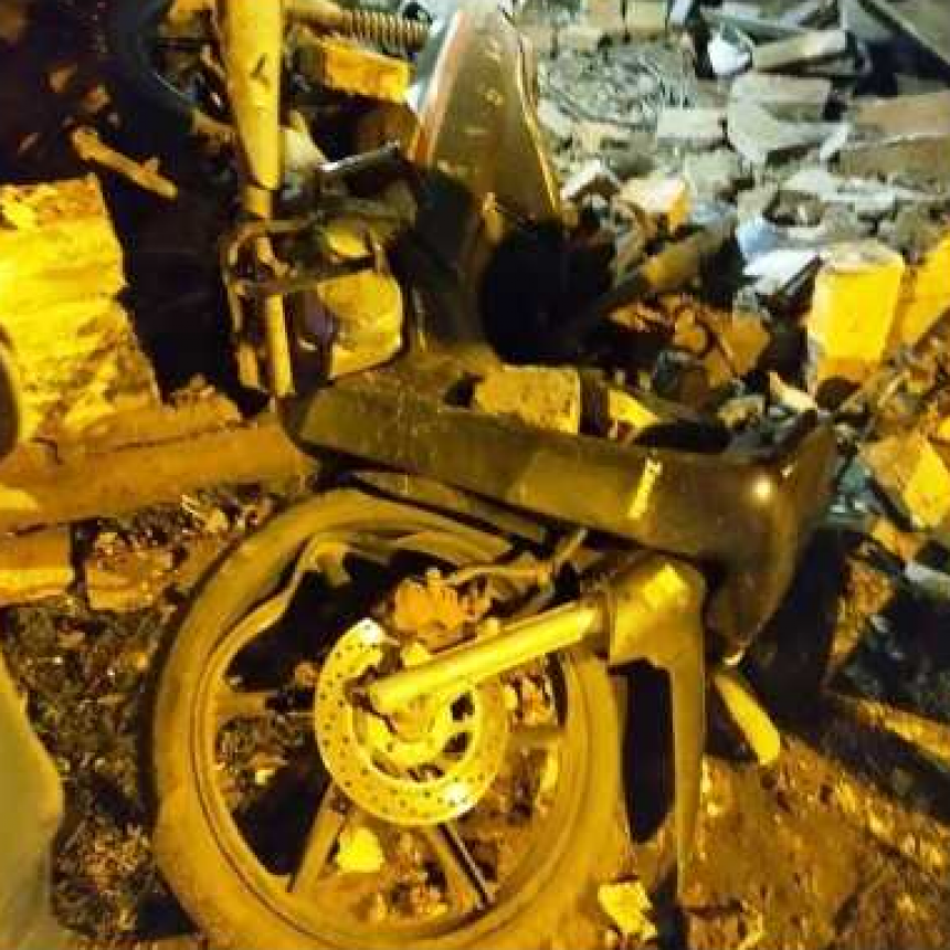 Motociclista falleci&oacute; al chocar contra la pared de una vivienda