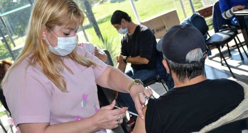 Plan de Vacunaci&oacute;n a toda marcha: Argentina super&oacute; hoy las 10 millones de personas inoculadas con una dosis