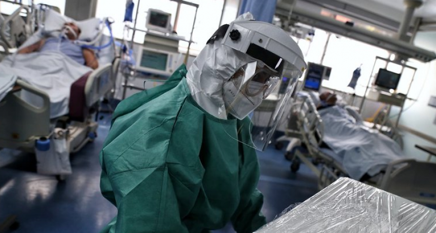 Bogot&aacute; al borde del colapso en los hospitales: La ocupaci&oacute;n de camas ronda el 98% 