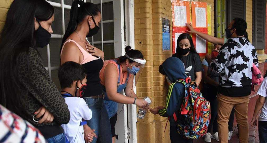 C&oacute;rdoba: Suspenden las clases presenciales durante dos semanas por el aumento de contagios