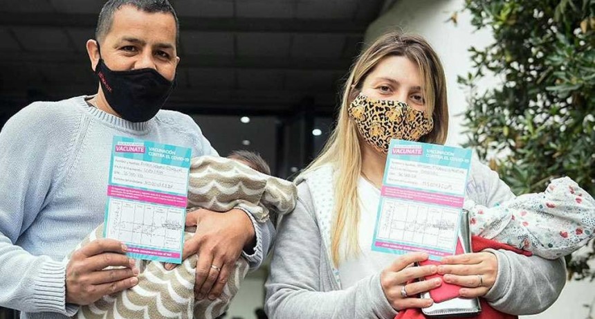 R&eacute;cord de aplicaciones de vacunas en todo el pa&iacute;s: se inmunizaron 356 mil personas en un d&iacute;a