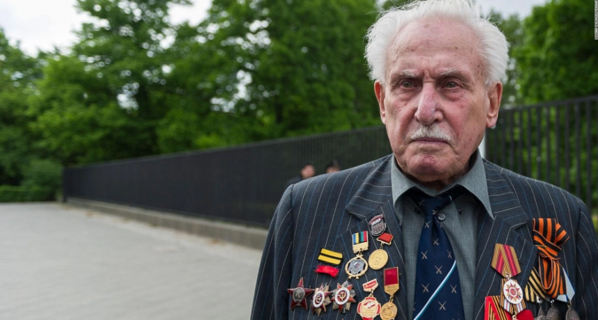 A los 98 a&ntilde;os, muri&oacute; el &uacute;ltimo soldado liberador de Auschwitz