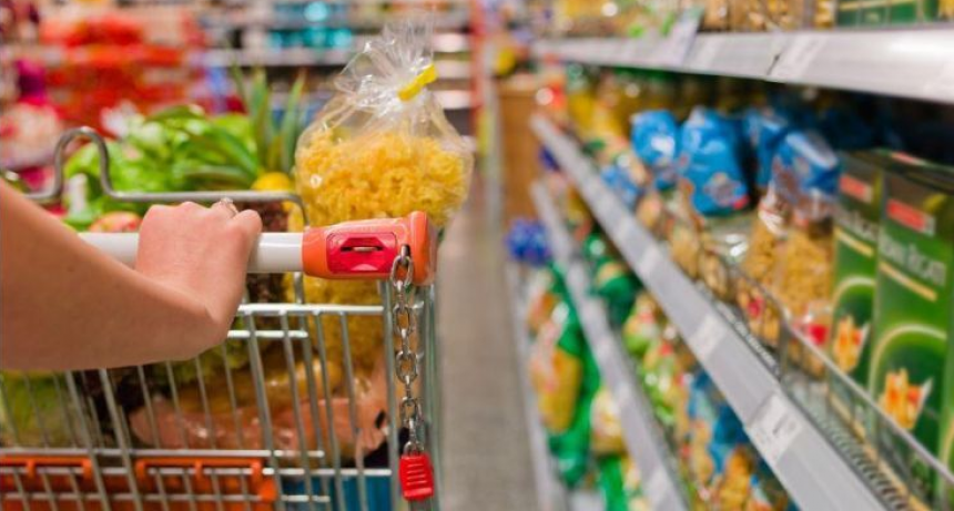 Lanzan "S&uacute;per Cerca", el programa del Gobierno con 70 productos a precio fijo