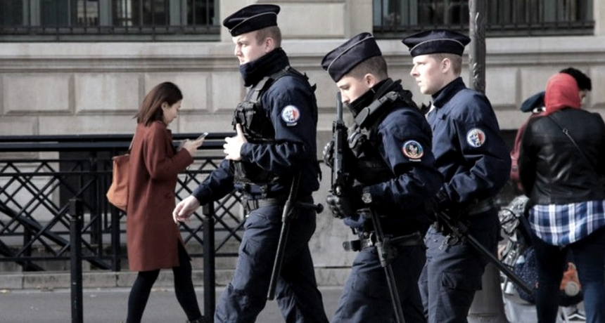 El Domingo se termina el toque de queda en Francia 