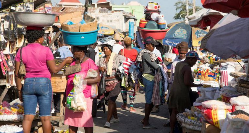 Cerca de 10.000 haitianos fueron desplazados debido a la violencia en la capital del pa&iacute;s, estima la ONU 