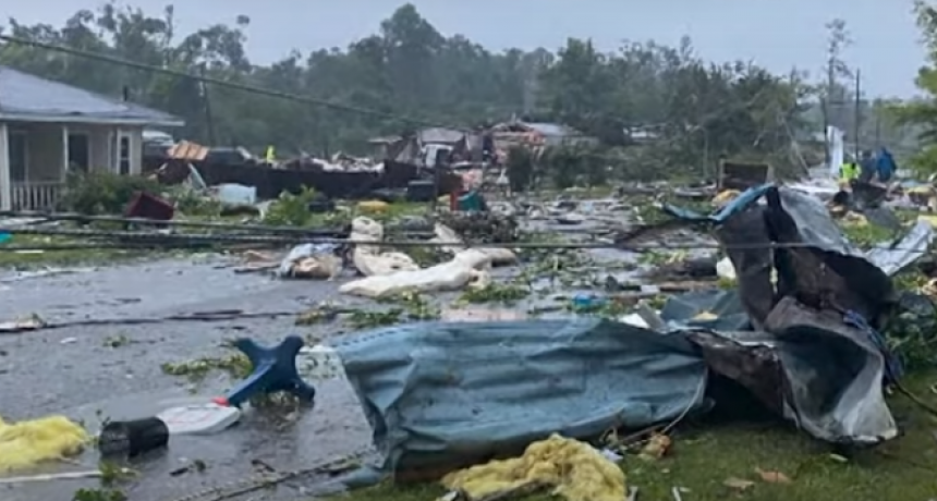 Tormenta tropical deja al menos 13 muertos en Alabama