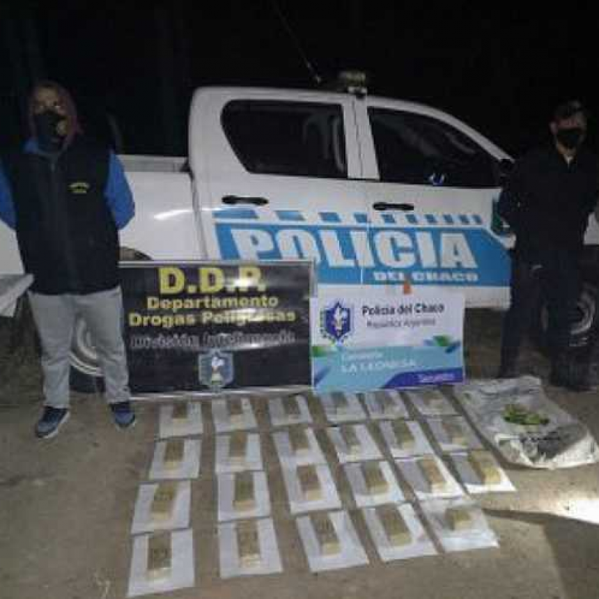 Detienen a dos personas cuando intentaban vender marihuana