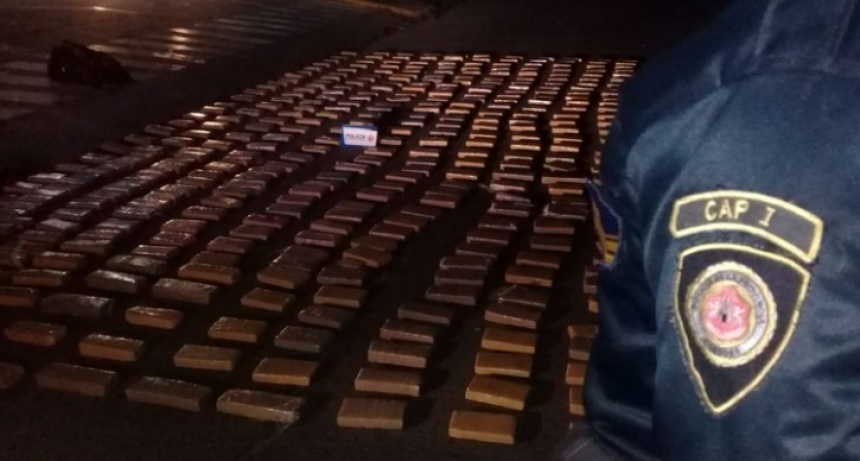 Golpe al narco en C&oacute;rdoba: Secuestraron $ 20 millones en marihuana en Villa P&aacute;ez