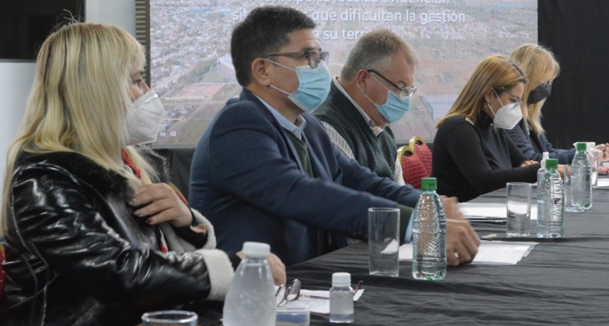 Convenio entre Provincia y Naci&oacute;n para facilitar acceso a suelo urbanizado 