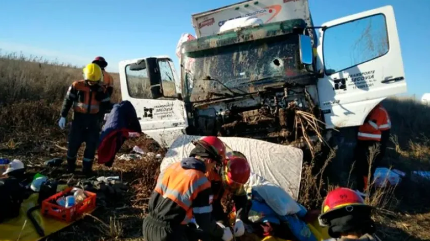 Un camionero quiso esquivar una protesta de transportistas y murió luego de ser atacado a piedrazos
