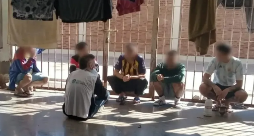 Uso autorizado de celulares para personas detenidas: cómo lo regulará el Gobierno y cómo 