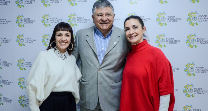 Con Malvinas en el guardapolvo