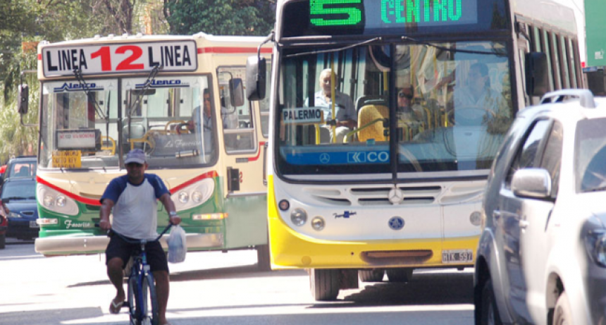 Transporte urbano: llegan los fondos de Nación y empresarios buscarán completar salarios este jueves