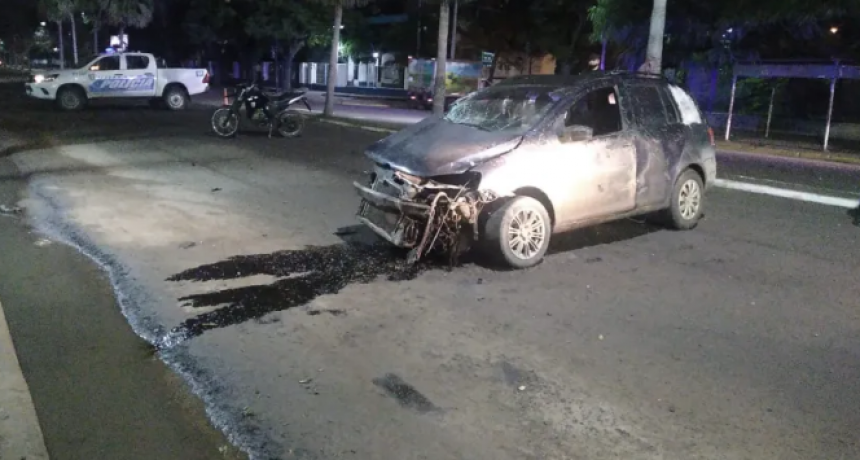 Fuerte choque dejó un herido esta madrugada en avenida 9 de Julio 