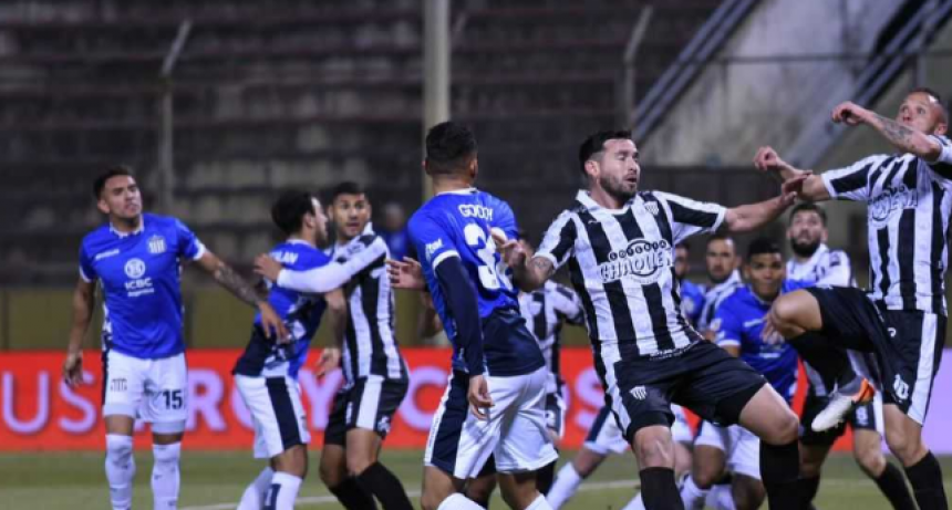 For Ever jugó un gran partido pero se quedó afuera en los penales