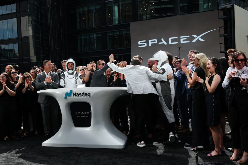 SpaceX despeg&oacute; en Wall Street e inaugur&oacute; formalmente la era de la econom&iacute;a espacial