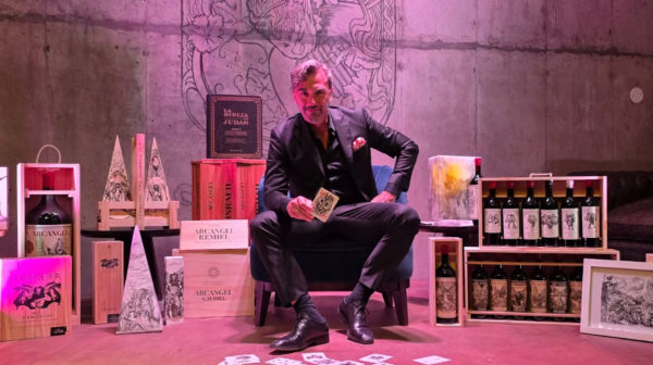 Tras enfrentar un c&aacute;ncer con met&aacute;stasis, un empresario convirti&oacute; una cava mendocina en un exclusivo cabaret