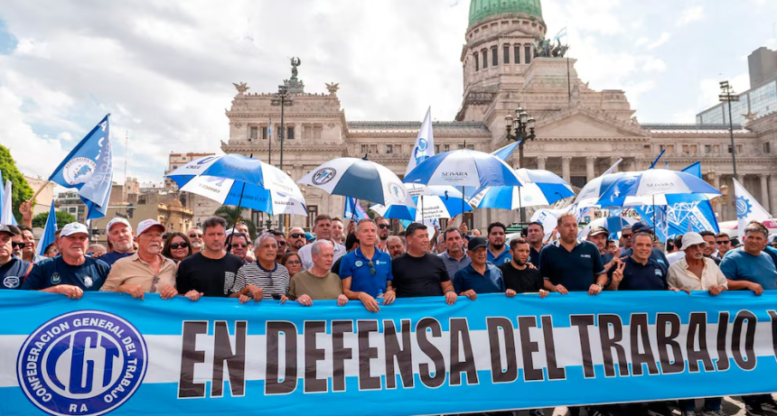 C&oacute;mo es el audaz esquema de paros &ldquo;a la francesa&rdquo; que analizar&aacute; la CGT para profundizar su ofensiva contra Milei