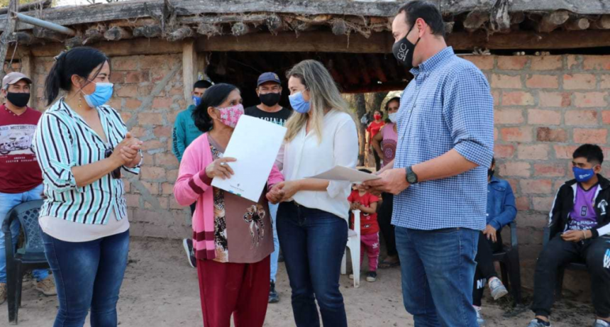 El Gobierno entreg&oacute; adjudicaciones de campos a familias de El Impenetrable