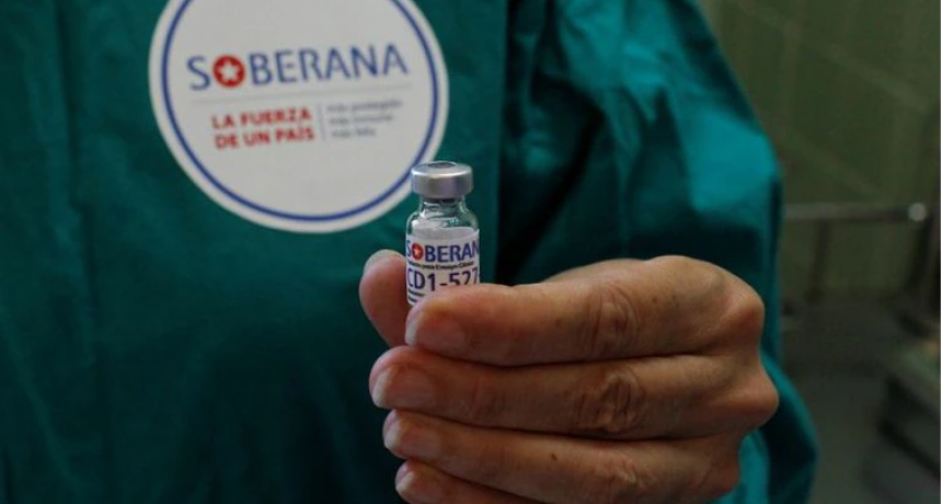 El r&eacute;gimen cubano anunci&oacute; que su candidata a vacuna Soberana 02 contra el COVID-19 alcanz&oacute; el 91,2% de eficacia