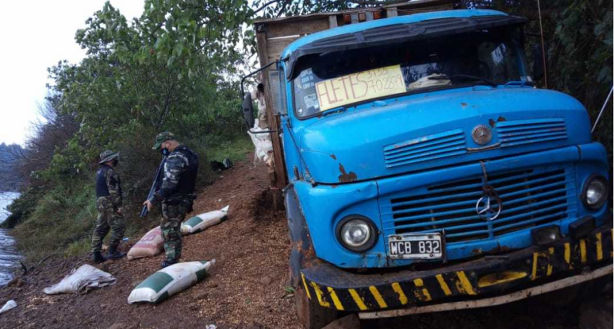 Prefectura secuestr&oacute; m&aacute;s 8.700 kilos de granos ilegales