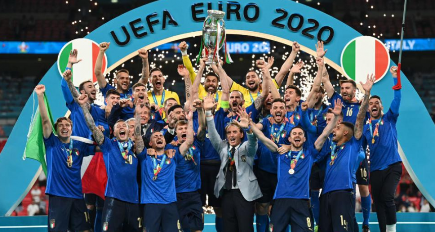 Italia llora de alegr&iacute;a e Inglaterra de tristeza tras unos penaltis para el recuerdo