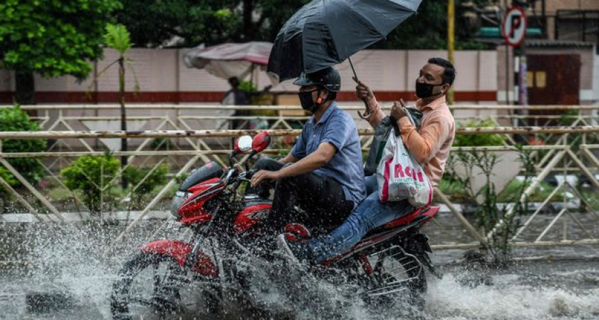 Cerca de 76 muertos en la India por tormentas el&eacute;ctricas