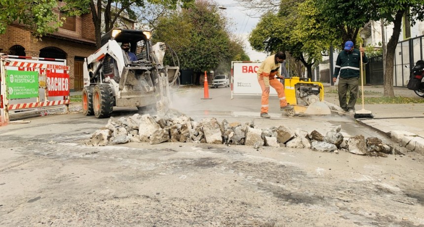 Avanzan obras para mejorar las calles de Resistencia 