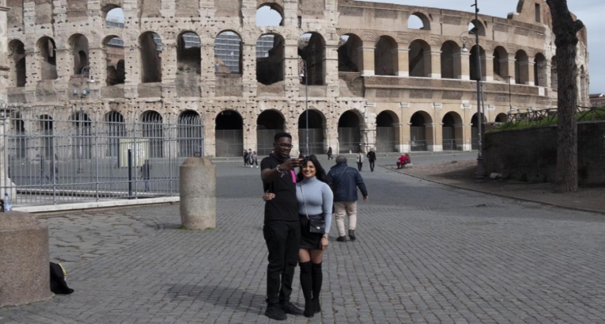 Cuatro regiones italianas podr&iacute;an volver al uso de barbijo al aire libre por la suba de contagios
