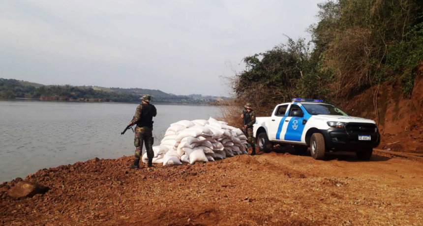 Prefectura secuestr&oacute; 10 toneladas de ma&iacute;z