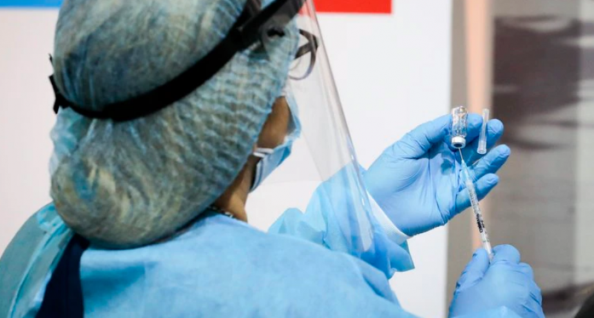 China aprobar&aacute; la vacuna de Pfizer para usarla como refuerzo de sus propias f&oacute;rmulas contra el coronavirus