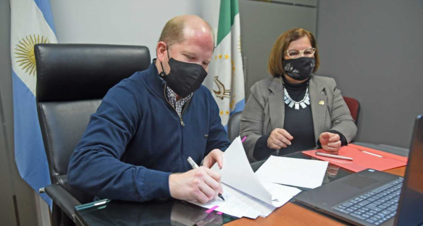 Capacitar&aacute;n a personal del registro de la propiedad inmueble
