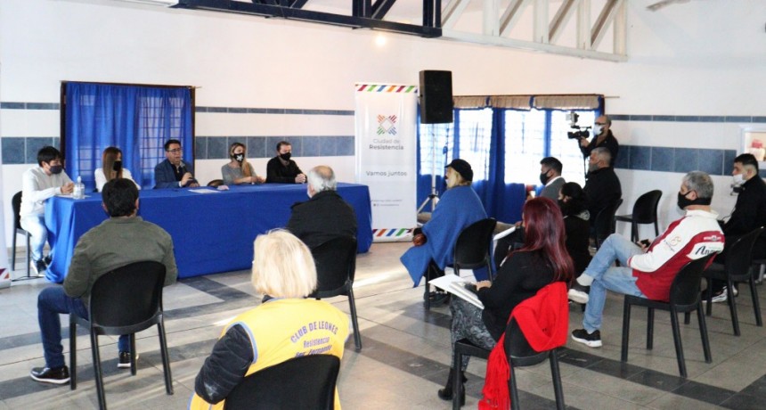 Presentan "Clubes al D&iacute;a", un programa de apoyo a instituciones deportivas 