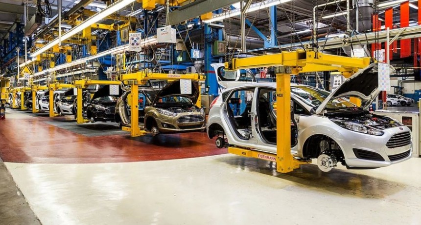 La industria creció 8,2% en junio contra 2019 