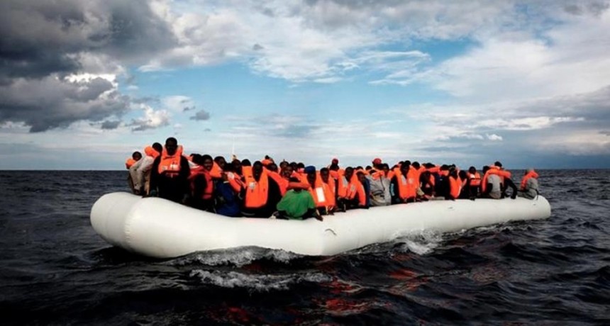 Reino Unido y Francia trabajarán juntos para impedir el cruce ilegal de inmigrantes