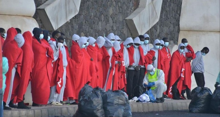 Llegan más migrantes a la isla El Hierro 