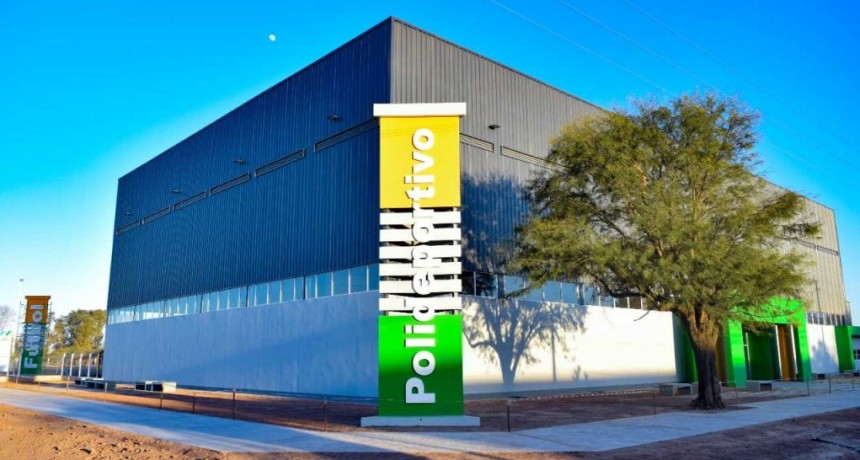 Se inaugura el nuevo Polideportivo y el Estadio Techado de Castelli