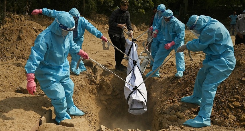 India registró un nuevo récord de contagios en medio de un repunte en la región