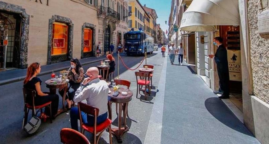 Italia acelera la recuperación de la pandemia y vuelve a cifras de desocupación de un dígito